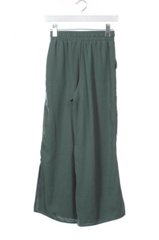 Дамски панталон Pull&Bear, Размер XS, Цвят Зелен, Цена 29,99 лв.