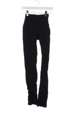 Dámské kalhoty  Pull&Bear, Velikost XS, Barva Černá, Cena  299,00 Kč