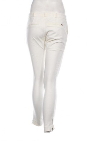 Damenhose Reserved, Größe S, Farbe Ecru, Preis 8,99 €