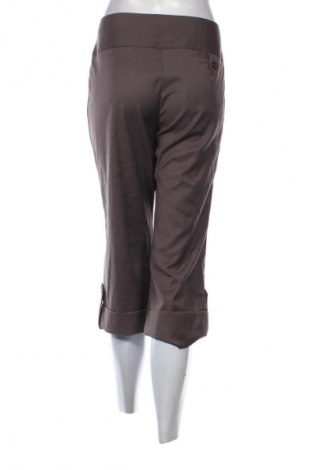 Pantaloni de femei Saint Tropez, Mărime M, Culoare Maro, Preț 133,99 Lei