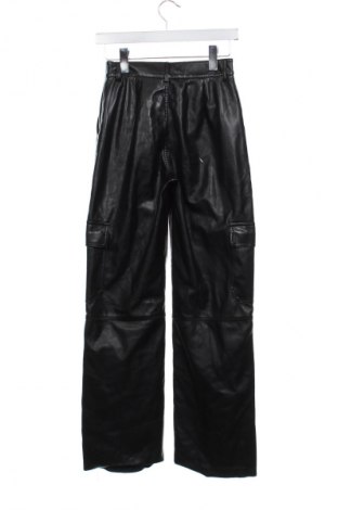 Dámské kalhoty  Stradivarius, Velikost XS, Barva Černá, Cena  189,00 Kč