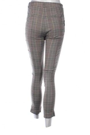 Damenhose Stradivarius, Größe S, Farbe Mehrfarbig, Preis € 8,99