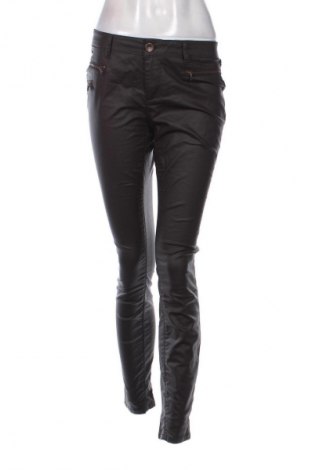 Pantaloni de femei Streetwear Society, Mărime M, Culoare Maro, Preț 38,99 Lei