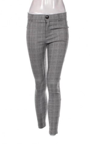 Pantaloni de femei Zara, Mărime M, Culoare Multicolor, Preț 88,99 Lei