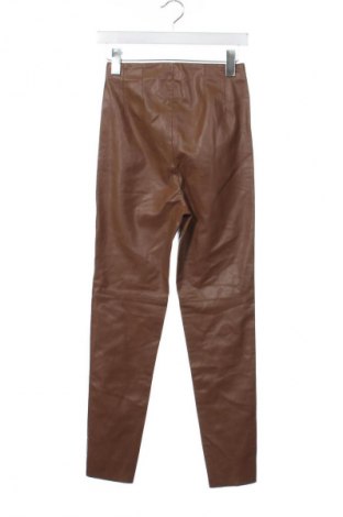 Pantaloni de femei Zara, Mărime S, Culoare Maro, Preț 35,99 Lei