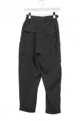 Дамски панталон Zara, Размер XS, Цвят Зелен, Цена 27,99 лв.