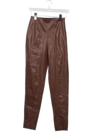 Дамски панталон Zara, Размер XS, Цвят Кафяв, Цена 27,99 лв.
