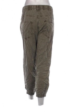 Damskie spodnie Zara, Rozmiar M, Kolor Zielony, Cena 88,99 zł