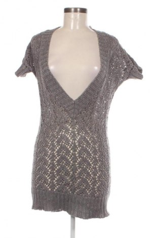 Damenpullover Seite*1Girl, Größe S, Farbe Grau, Preis € 8,99