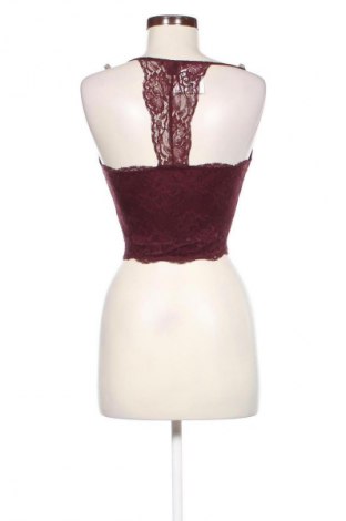 Top sport de damă. Amisu, Mărime S, Culoare Roșu, Preț 50,99 Lei