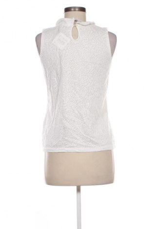Damentop New Look, Größe M, Farbe Weiß, Preis 20,99 €