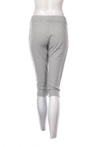 Dámské tepláky Nike, Velikost M, Barva Šedá, Cena  659,00 Kč
