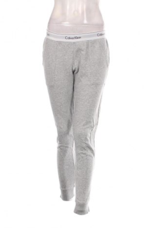 Pantaloni trening de femei Unbranded, Mărime M, Culoare Gri, Preț 94,99 Lei