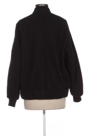 Geacă de femei Bershka, Mărime M, Culoare Negru, Preț 156,99 Lei