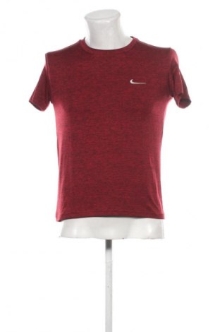 Мъжка тениска Nike, Размер S, Цвят Червен, Цена 27,99 лв.