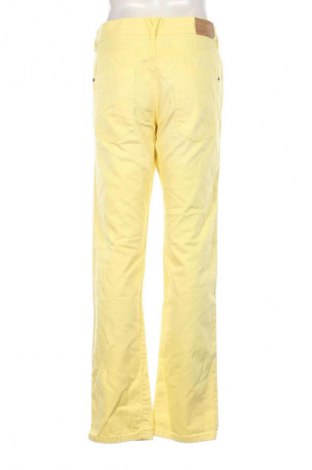 Мъжки дънки Edc By Esprit, Размер L, Цвят Жълт, Цена 48,99 лв.