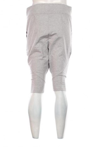 Męskie szorty Adidas, Rozmiar M, Kolor Szary, Cena 111,99 zł