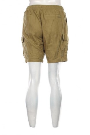 Pánske kraťasy  Pull&Bear, Veľkosť L, Farba Zelená, Cena  16,95 €