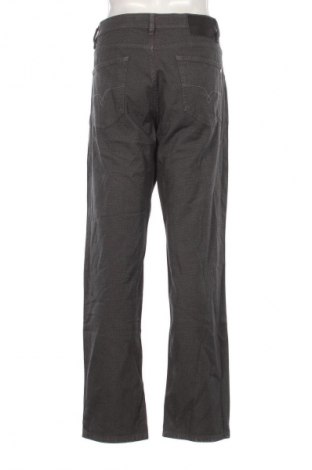 Pánske nohavice  Pierre Cardin, Veľkosť XL, Farba Viacfarebná, Cena  39,95 €