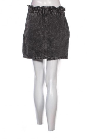 Fustă Bershka, Mărime M, Culoare Negru, Preț 38,99 Lei