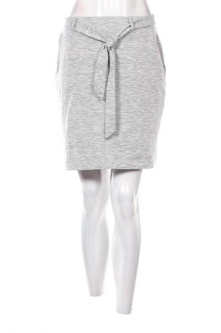 Пола Edc By Esprit, Размер L, Цвят Сив, Цена 16,99 лв.