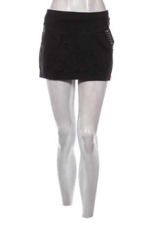 Φούστα Edc By Esprit, Μέγεθος L, Χρώμα Μαύρο, Τιμή 10,99 €