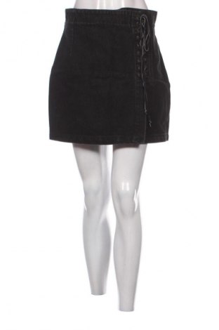 Fustă Guess, Mărime M, Culoare Negru, Preț 228,99 Lei