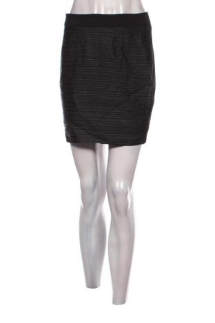 Φούστα Guess By Marciano, Μέγεθος S, Χρώμα Μαύρο, Τιμή 52,99 €