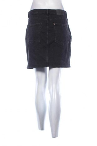Fustă H&M, Mărime L, Culoare Negru, Preț 38,99 Lei