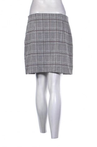 Пола H&M Divided, Размер M, Цвят Многоцветен, Цена 19,99 лв.