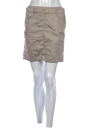 Пола Outfit, Размер S, Цвят Бежов, Цена 19,99 лв.