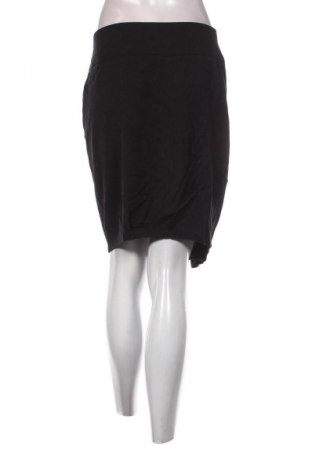 Fustă Sisley, Mărime M, Culoare Negru, Preț 179,99 Lei
