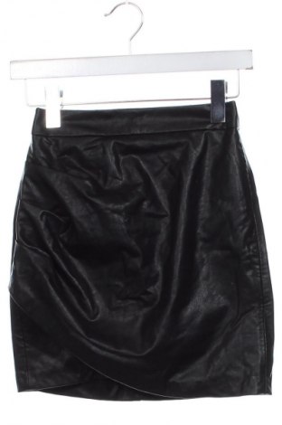Spódnica Stradivarius, Rozmiar XXS, Kolor Czarny, Cena 62,99 zł