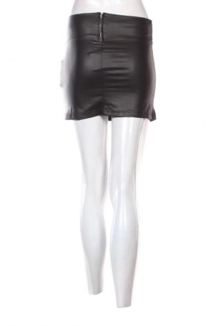 Szoknya Unbranded, Méret S, Szín Fekete, Ár 8 419 Ft