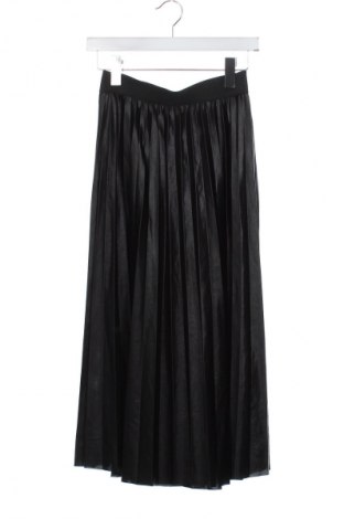 Φούστα VILA, Μέγεθος XS, Χρώμα Μαύρο, Τιμή 17,99 €