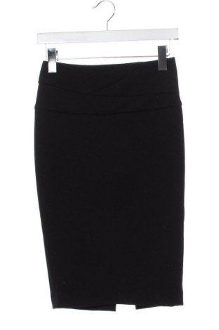 Пола Zara, Размер XS, Цвят Черен, Цена 20,99 лв.