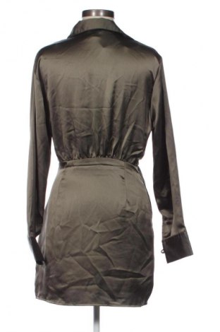 Kleid Amisu, Größe M, Farbe Grün, Preis € 9,99