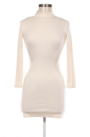 Šaty  Bershka, Veľkosť M, Farba Biela, Cena  16,95 €