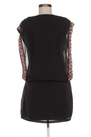 Φόρεμα Bershka, Μέγεθος L, Χρώμα Μαύρο, Τιμή 18,99 €