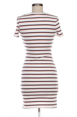 Šaty  Bershka, Veľkosť M, Farba Viacfarebná, Cena  16,95 €