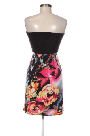 Kleid Boohoo, Größe S, Farbe Mehrfarbig, Preis 20,99 €