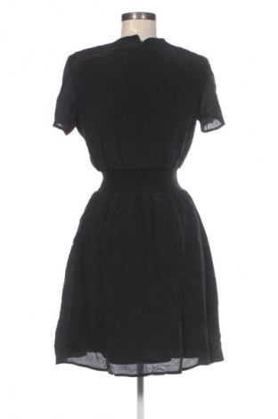 Kleid Calvin Klein Jeans, Größe S, Farbe Schwarz, Preis 35,99 €