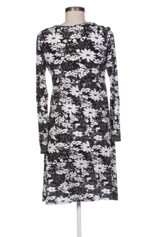 Sukienka Casual Clothing, Rozmiar M, Kolor Kolorowy, Cena 43,99 zł