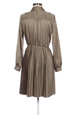 Ruha Closet London, Méret M, Szín Zöld, Ár 22 109 Ft