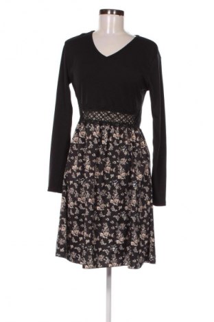 Rochie Cloud 5ive, Mărime M, Culoare Multicolor, Preț 94,99 Lei