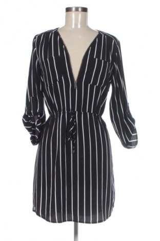 Kleid Colloseum, Größe S, Farbe Mehrfarbig, Preis 20,99 €