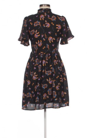 Kleid Defacto, Größe M, Farbe Mehrfarbig, Preis 20,99 €