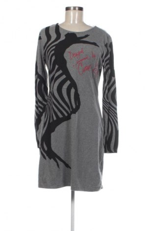 Рокля Desigual, Размер XL, Цвят Многоцветен, Цена 62,99 лв.