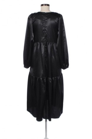 Kleid ENYO, Größe S, Farbe Schwarz, Preis € 13,99
