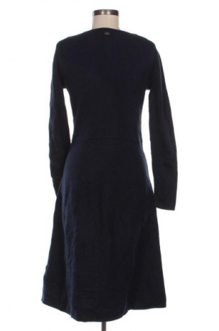 Рокля Edc By Esprit, Размер M, Цвят Син, Цена 48,99 лв.